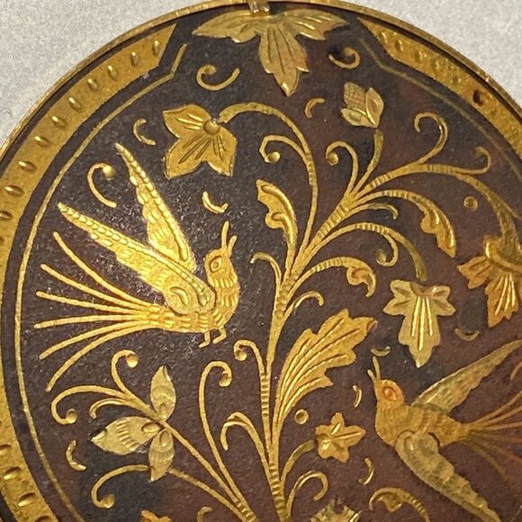 Round Damascene Floral and Bird Pendant - Picture 5 of 6